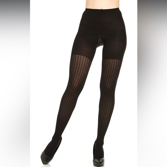 Spanx NWT Ribbed Patterned Shaping Tight Size D (L/XL) - Picture 1 of 3
